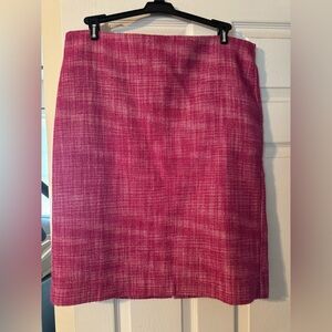 Talbots tweed skirt, like new. Below knee. Size 16